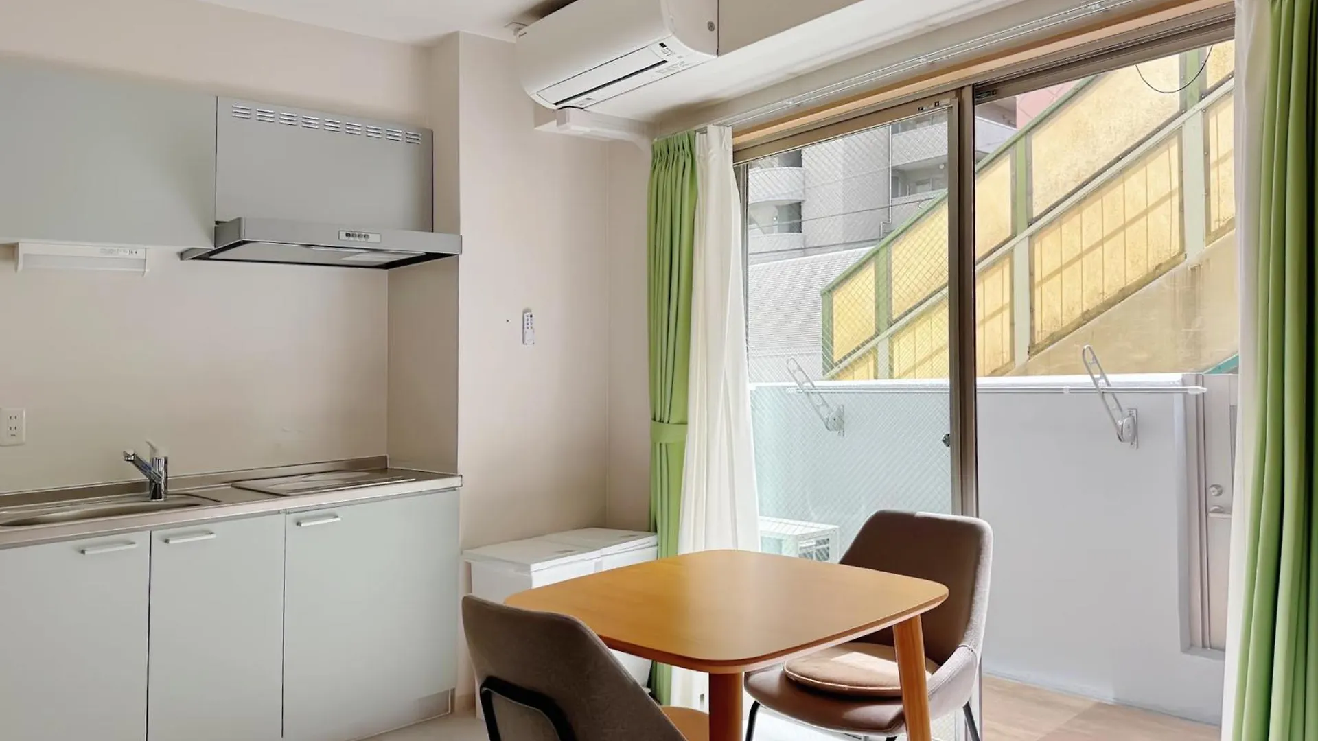 Nishinakajima Apartment Osaka Japonia