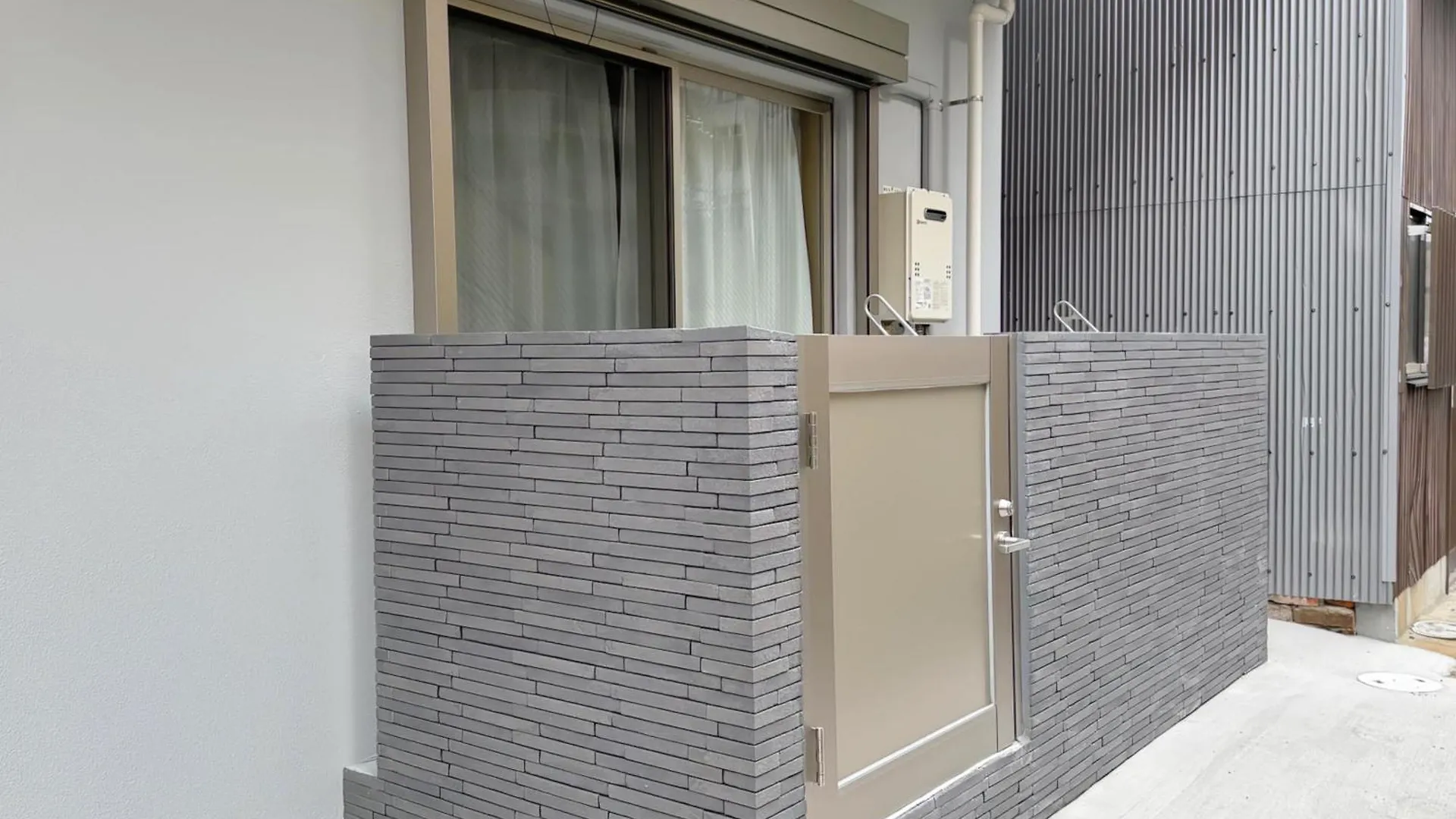 Nishinakajima Apartment Osaka Japonia
